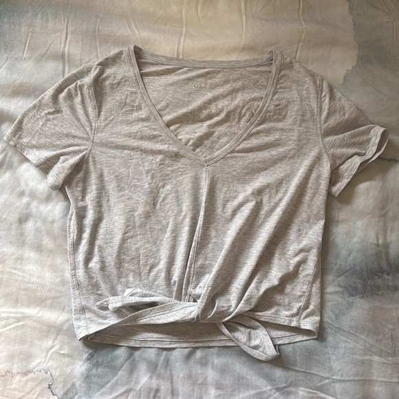 Lululemon Knot Gonna Fly T-Shirt Heathered Grey 6 - Picture 2 of 2